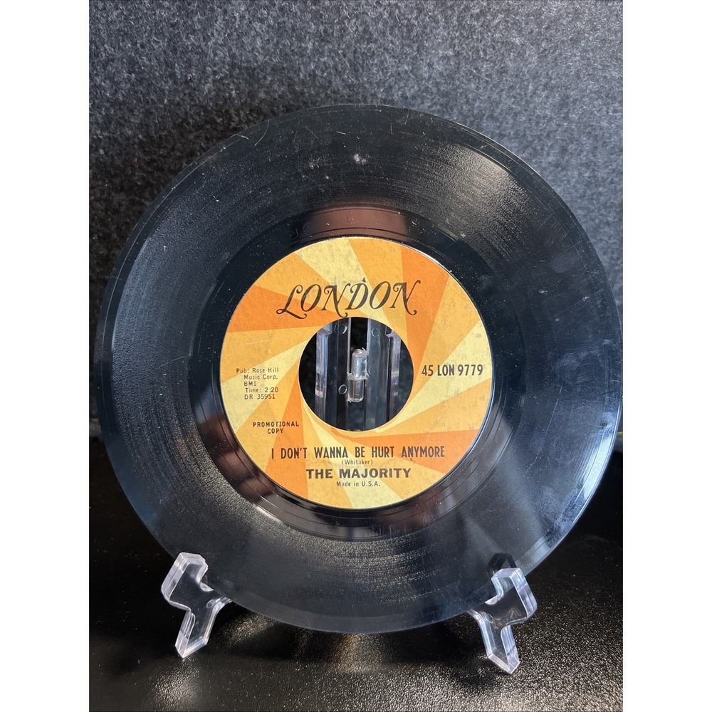 The MAJORITY: Pretty Little GirI /I Don't Wanna Hurt Anymore PROMO British 1965